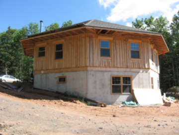 Octagon Shaped Log Home